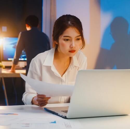 asian-businessman-turn-off-computer-say-goodbye-his-colleague-who-still-working-when-he-get-off-work-after-finish-working-overtime-small-modern-home-o-e1637459636303 digital-ads-courses